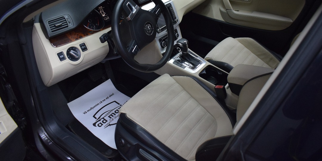 Interior auto după detailing